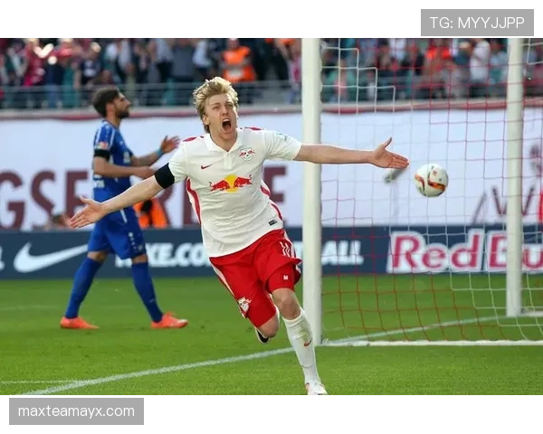 德甲鹰军团新赛季强势崛起，青春风暴席卷赛场