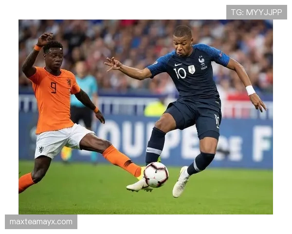 姆巴佩与萨拉赫进攻效率与角色差异解析