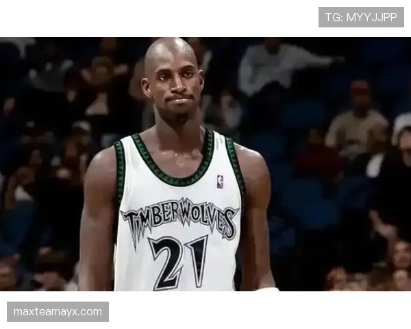 加内特挡拆防守胜过霍华德提升护筐压迫